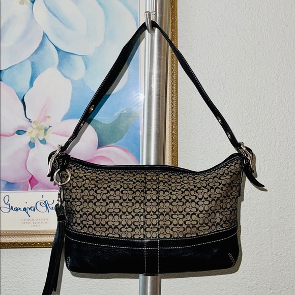 Coach Shoulder Bag - Picture 2 of 10